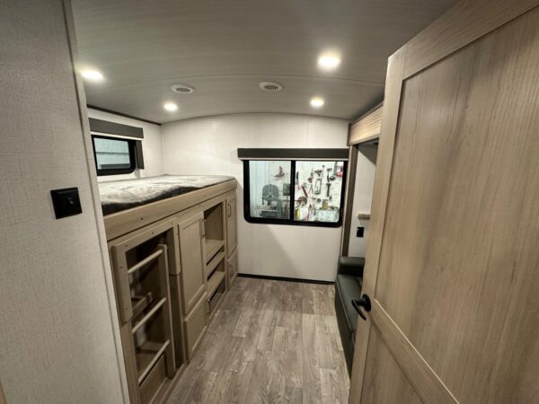 KEYSTONE OUTBACK 340BH 2025 - Image 18