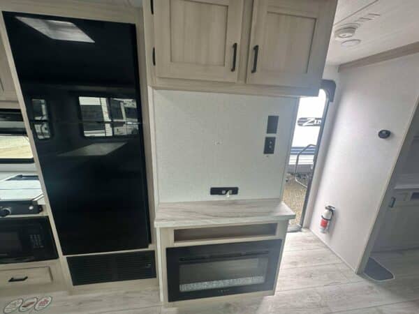 FOREST RIVER SILVER LAKE 2600RB 2025 - Image 12