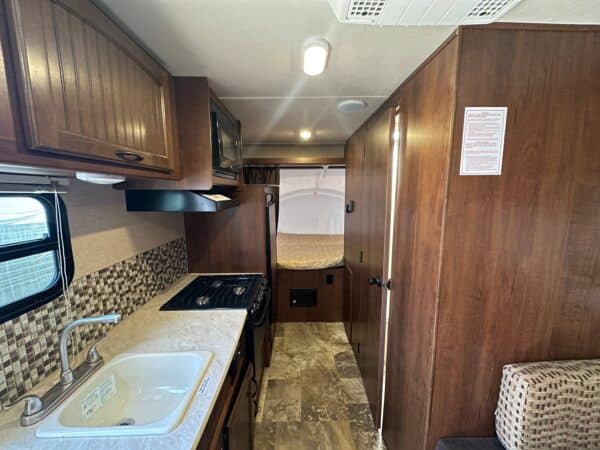 JAYCO JAY FEATHER ULTRA LITE 17XA 2015 (TEL QUEL PROJET BRICOLEUR) - Image 6