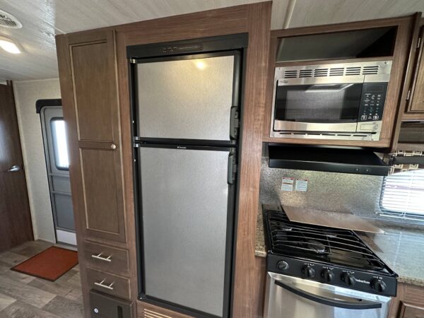 HEARTLAND PROWLER 28RLS 2017 - Image 15