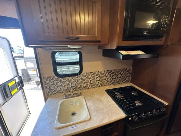 JAYCO JAY FEATHER ULTRA LITE 17XA 2015 (TEL QUEL PROJET BRICOLEUR) - Image 7