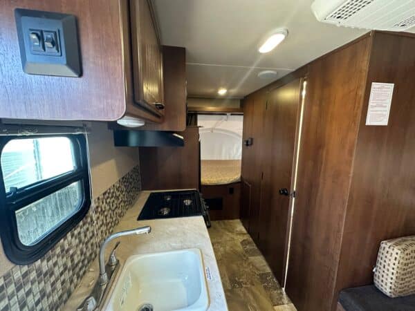 JAYCO JAY FEATHER ULTRA LITE 17XA 2015 (TEL QUEL PROJET BRICOLEUR) - Image 5