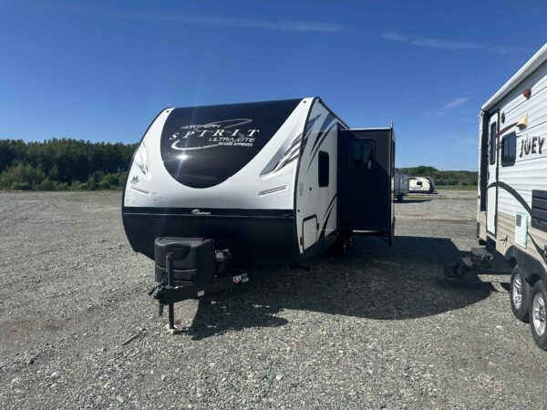 COACHMEN NORTHEN SPIRIT 2454BH 2019 (réservé 16) - Image 2