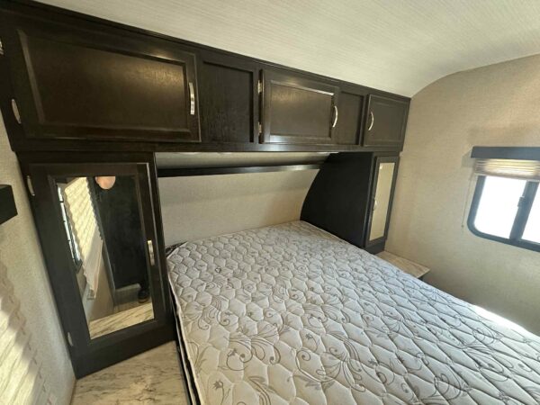COACHMEN NORTHEN SPIRIT 2454BH 2019 (réservé 16) - Image 25