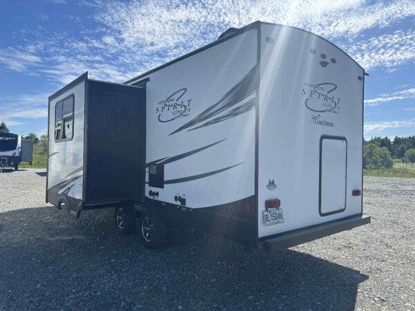 COACHMEN NORTHEN SPIRIT 2454BH 2019 (réservé 16) - Image 3