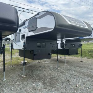 FOREST RIVER PALOMINO REAL LITE HS1803 2021