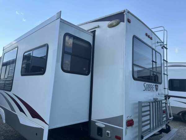 PALOMINO SABRE 31 RETS 2012 (réservé Amos 111H) - Image 3
