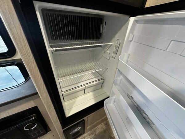 COACHMEN APEX NANO 203 RBK 2023 - Image 12