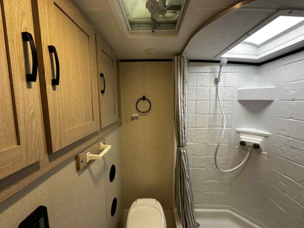 COACHMEN APEX NANO 203 RBK 2023 - Image 17