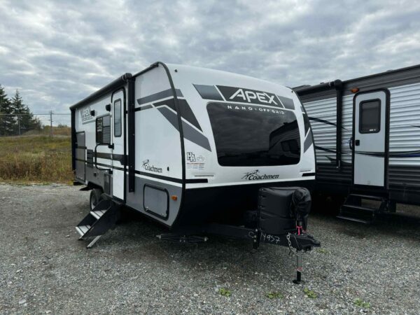 COACHMEN APEX NANO 203 RBK 2023
