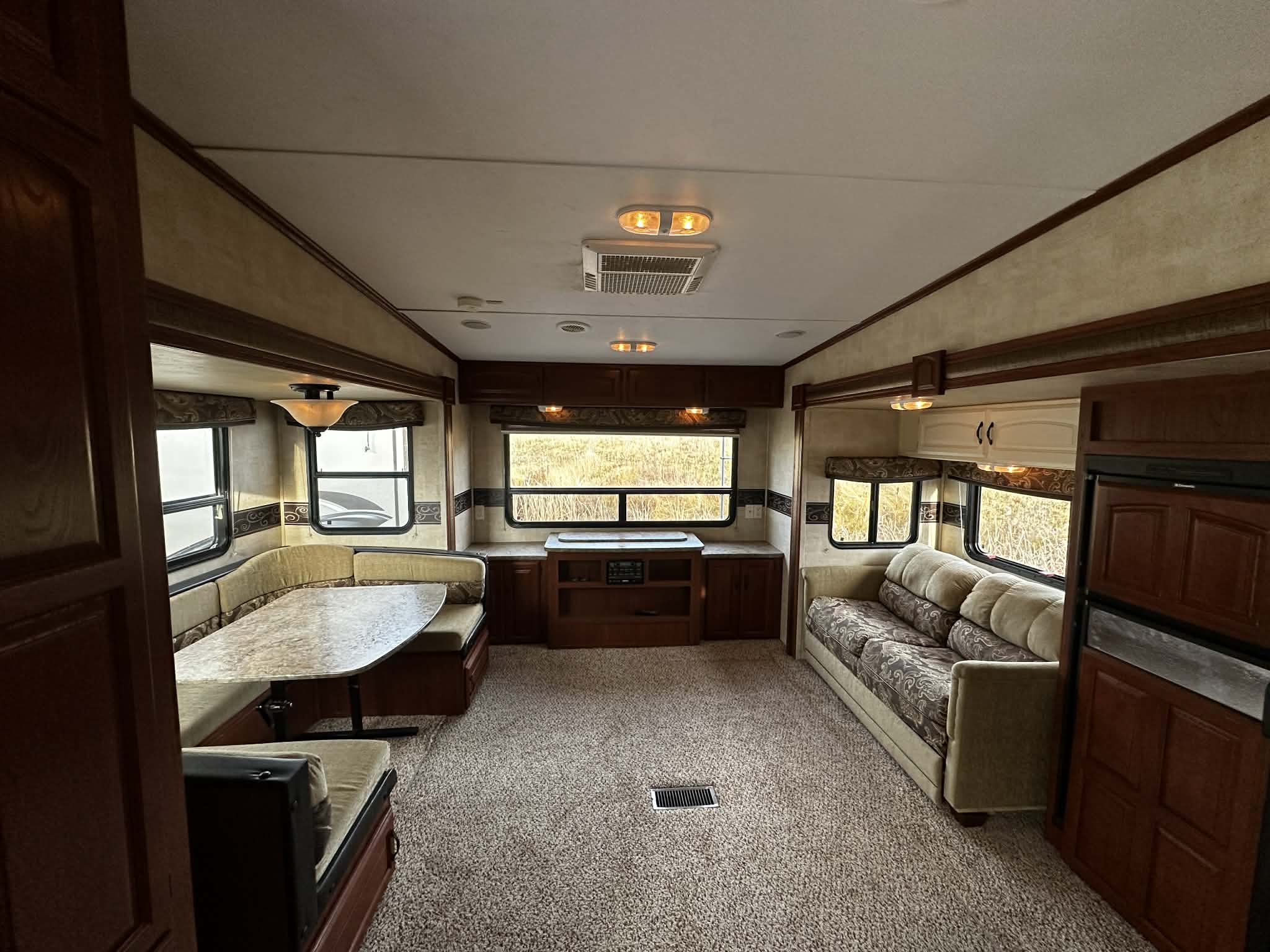 KEYSTONE OUTBACK 283FRE 2012 (VENDU TEL QUEL) – Image 6