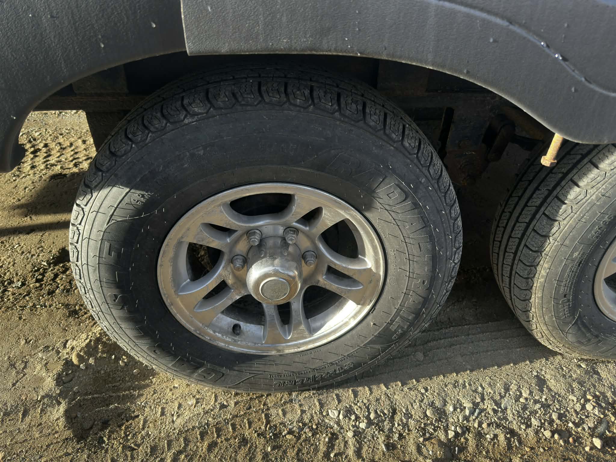 KEYSTONE OUTBACK 283FRE 2012 (VENDU TEL QUEL) – Image 5