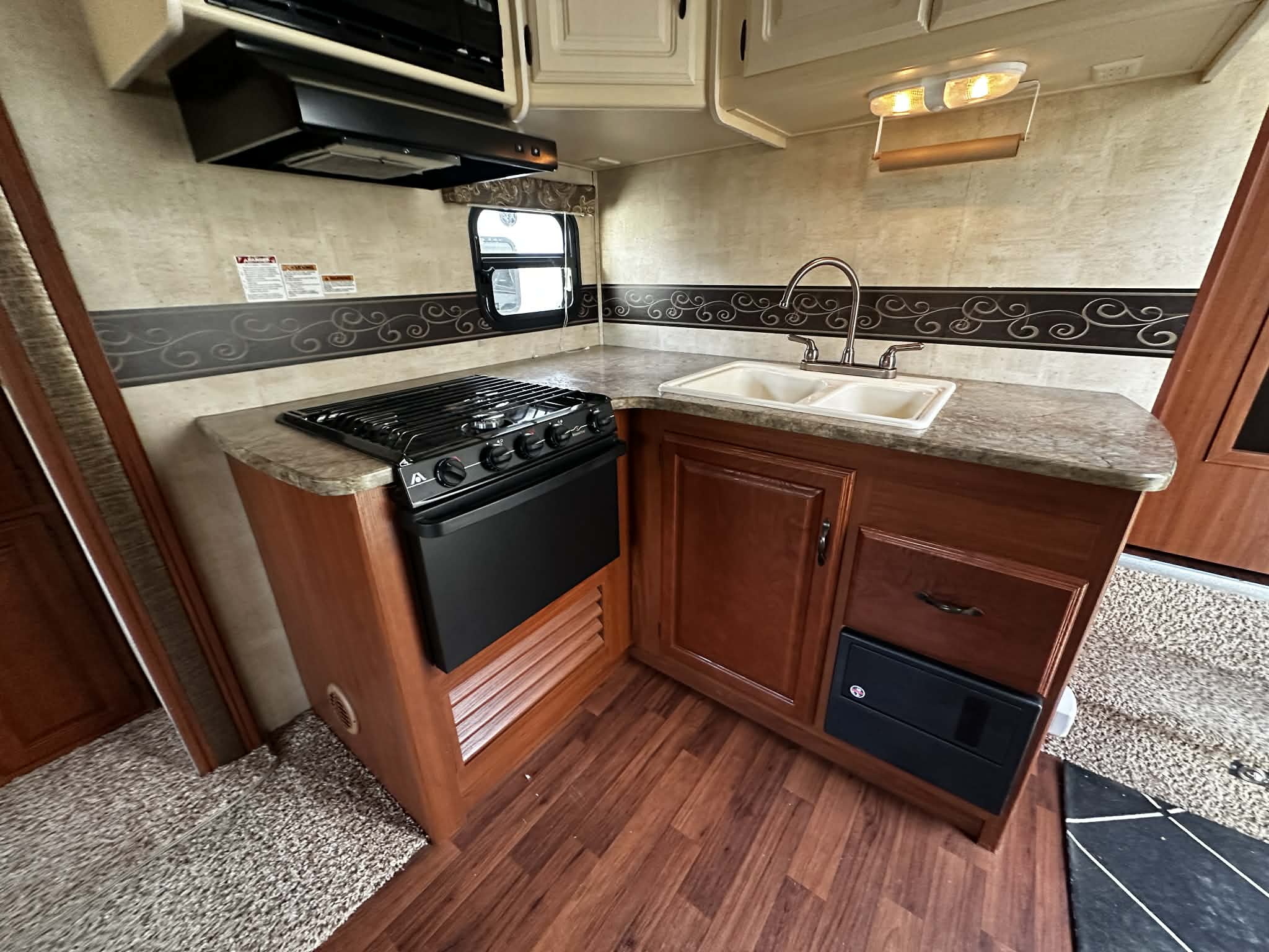 KEYSTONE OUTBACK 283FRE 2012 (VENDU TEL QUEL) – Image 12