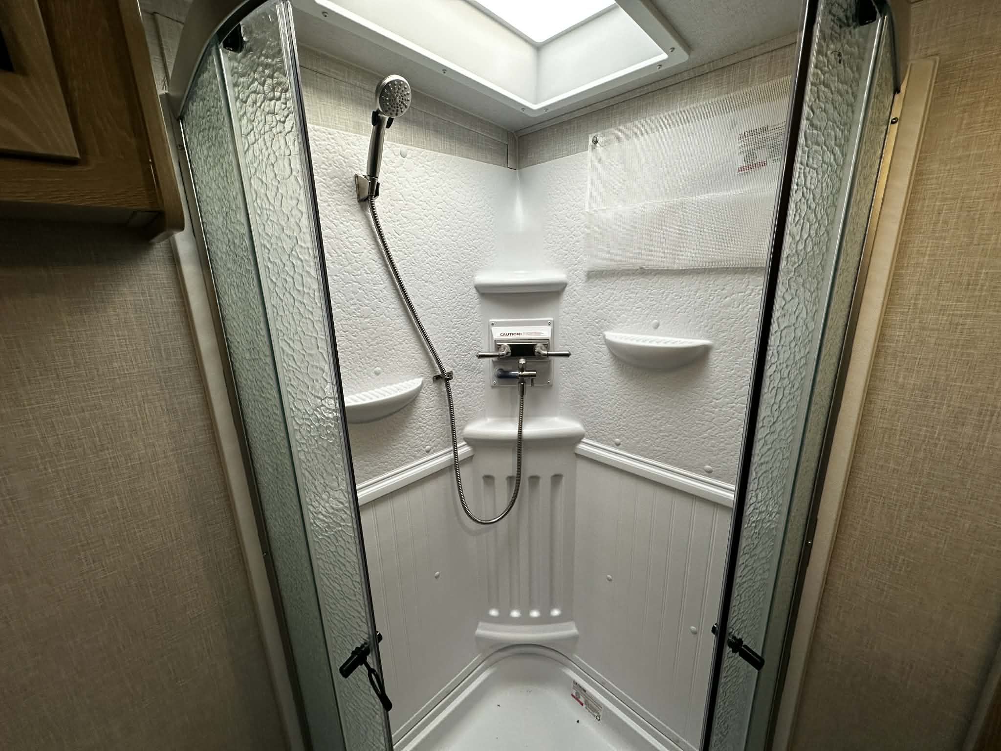 FOREST RIVER FLAGSTAFF SUPER LITE 528RKS 2022 – Image 23