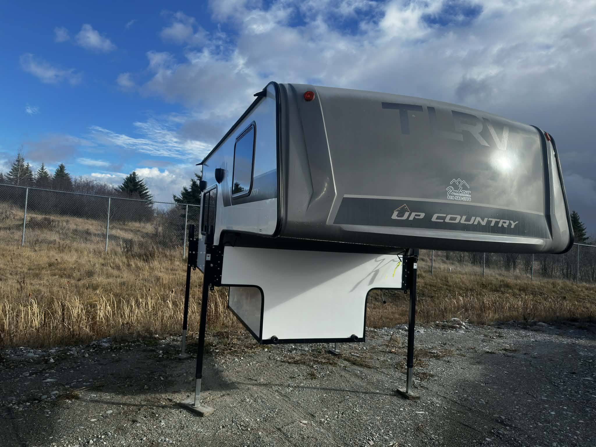 TRAVEL LITE UP COUNTRY 650U 2024