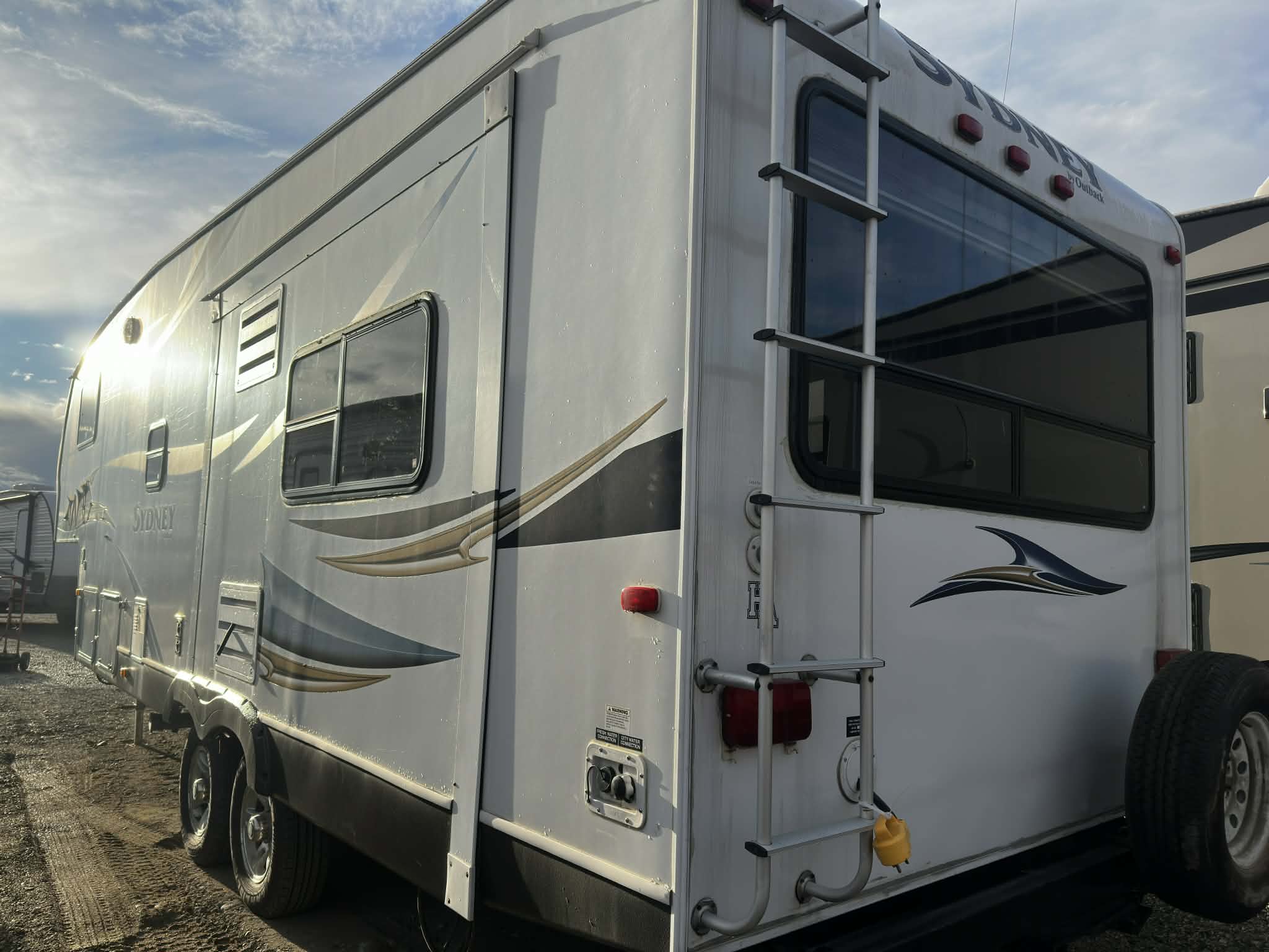 KEYSTONE OUTBACK 283FRE 2012 (VENDU TEL QUEL) – Image 3