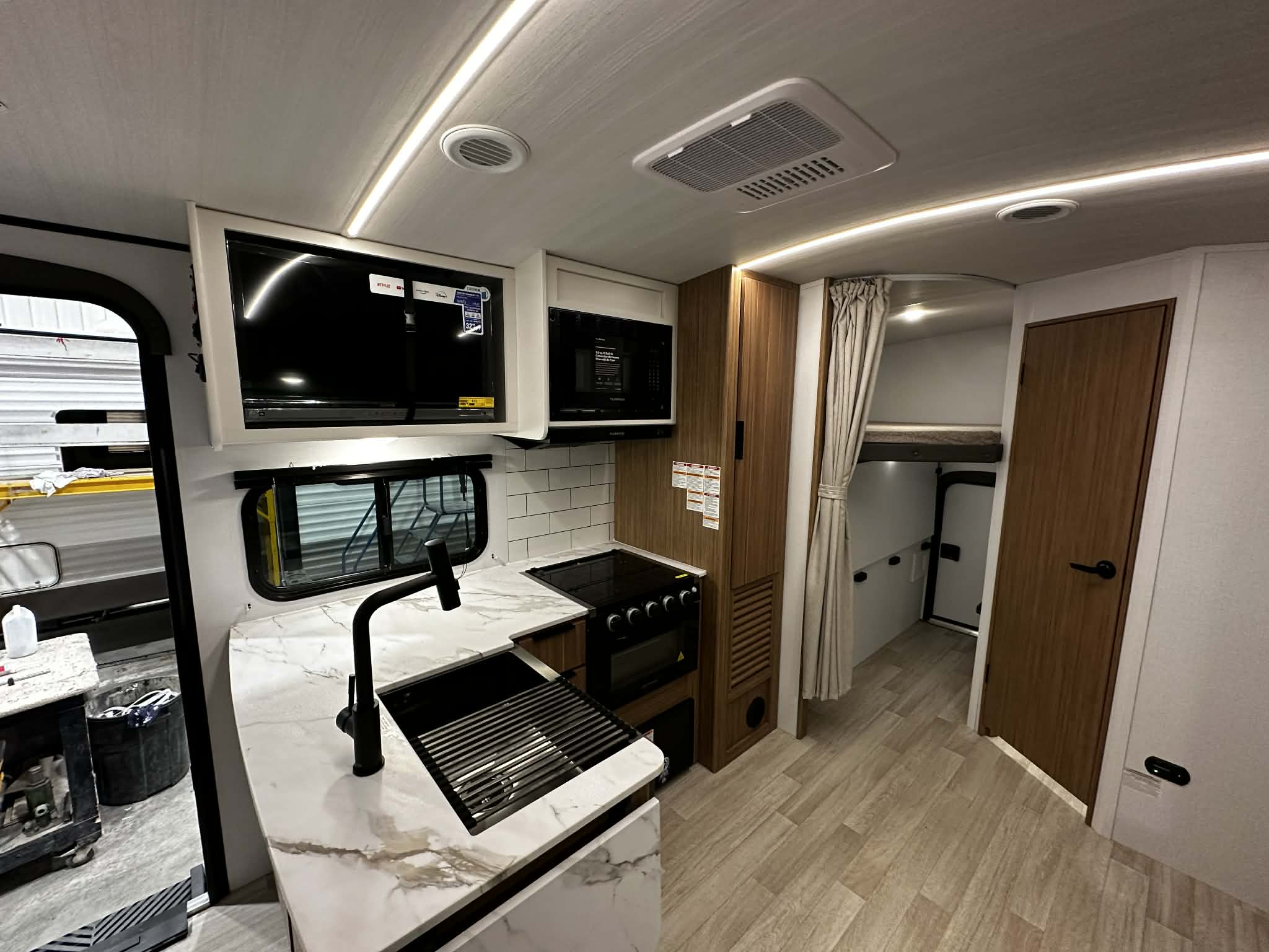 KEYSTONE PASSPORT SUPER LITE 229BH 2026 – Image 9