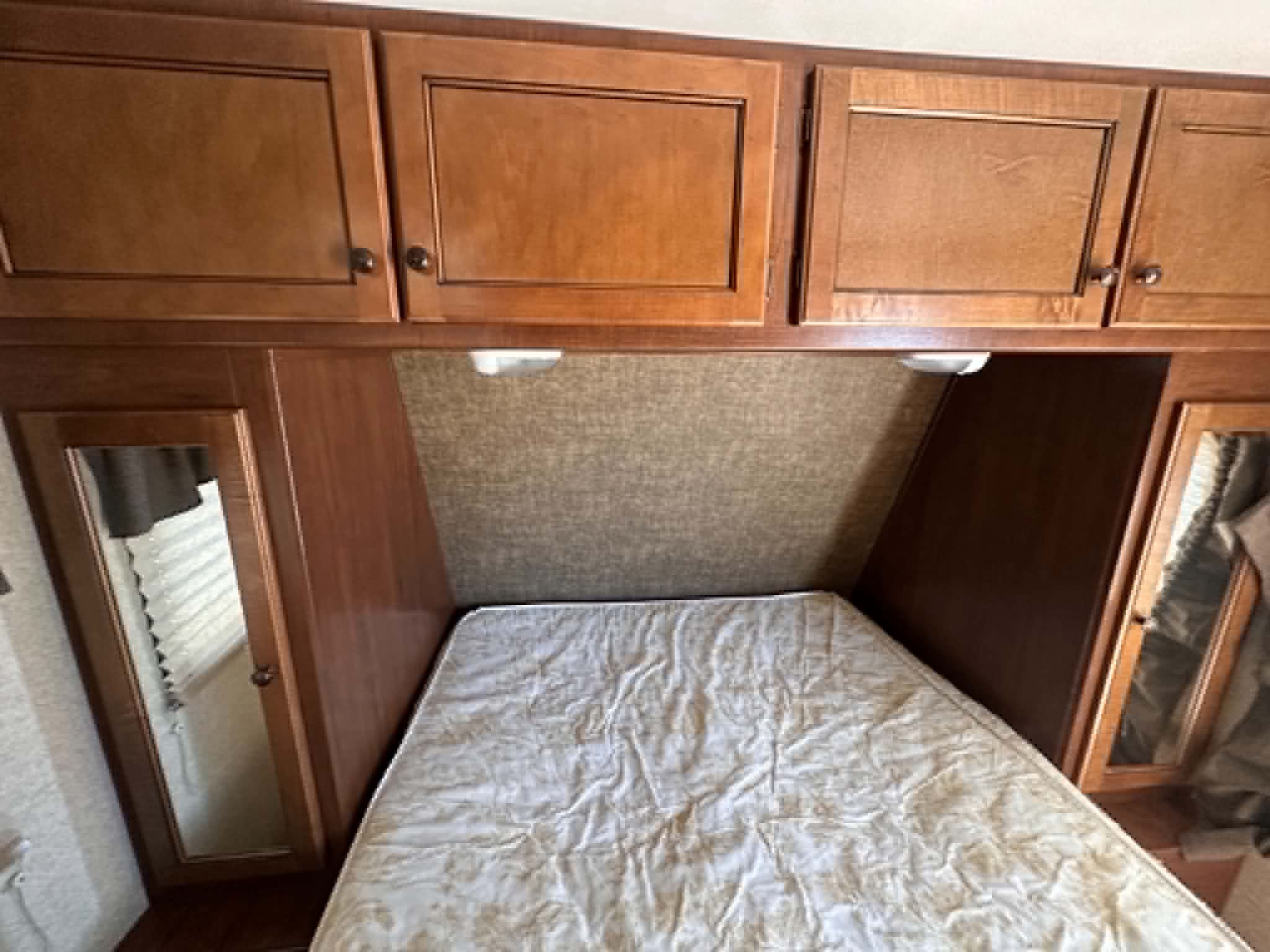 HEARTLAND PROWLER 32BH 2014 (RÉSERVÉ AMOS 27V) – Image 23