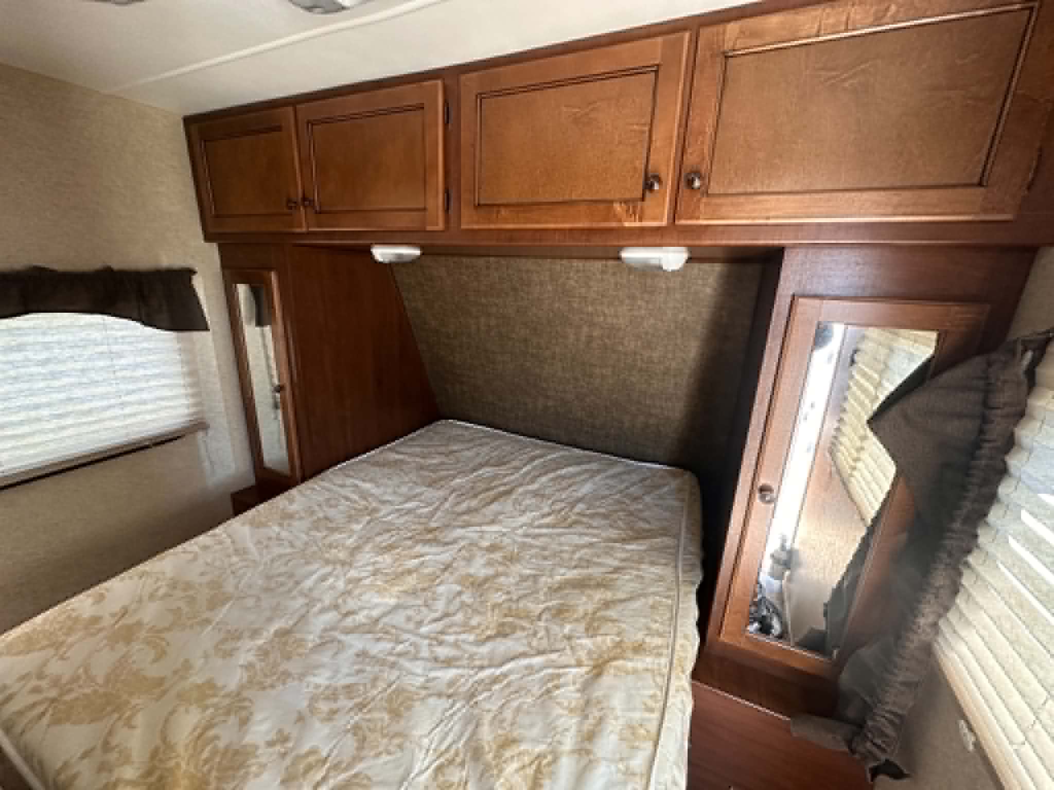 HEARTLAND PROWLER 32BH 2014 (RÉSERVÉ AMOS 27V) – Image 24