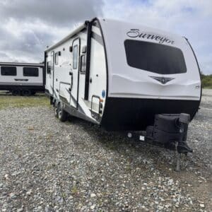 FOREST RIVER SURVEYOR LUXURY 250FKS 2019