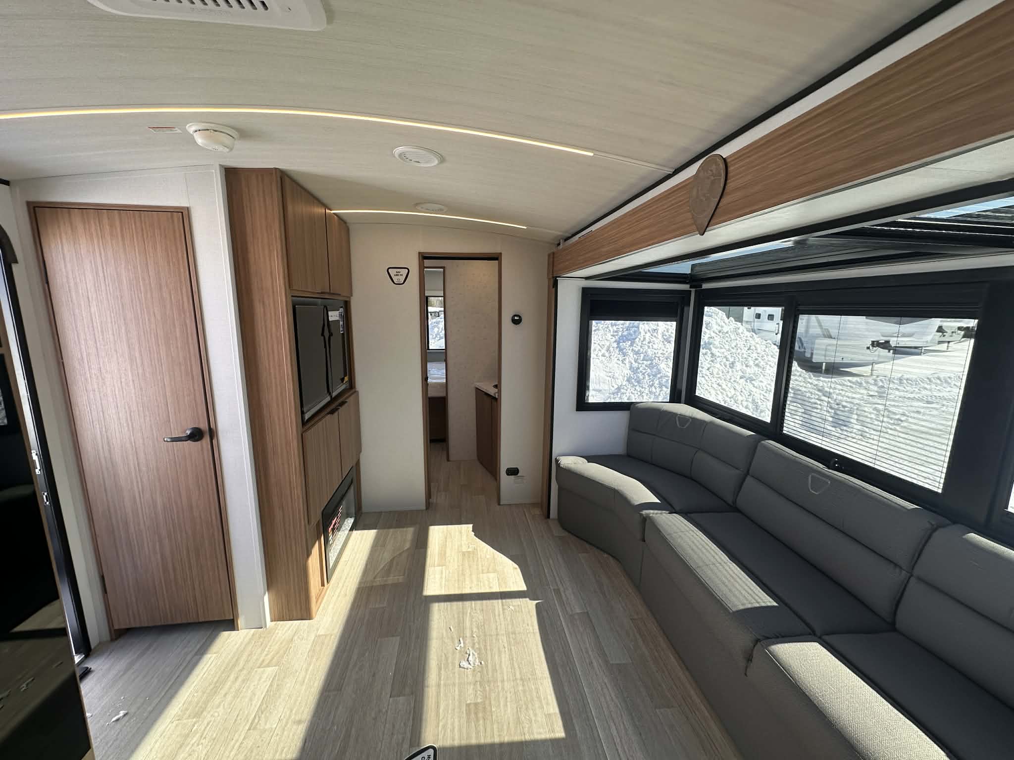 KEYSTONE PASSPORT TRAVEL TRAILER 2600FK 2026 – Image 9