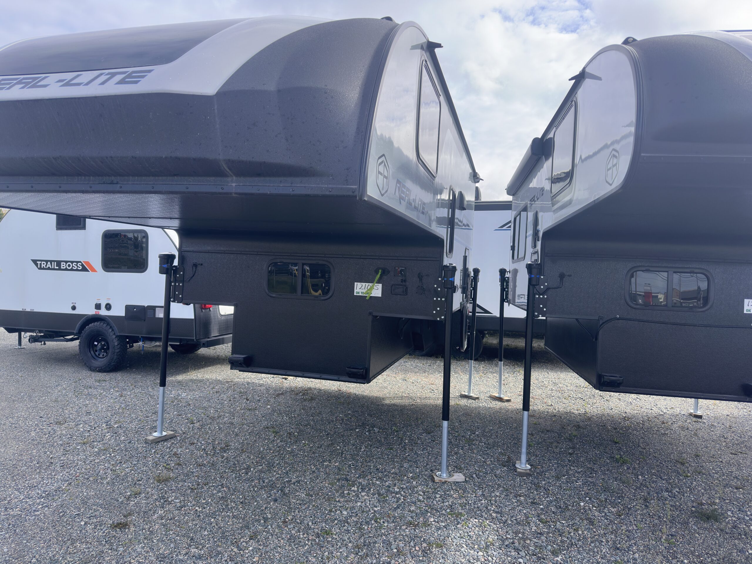 PALOMINO REAL-LITE 1806 2026 – Image 2